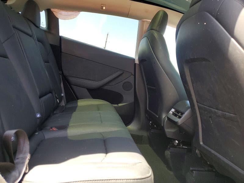 2024 TESLA MODEL Y 11
