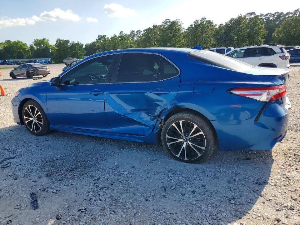 2020 TOYOTA CAMRY SE SE 2