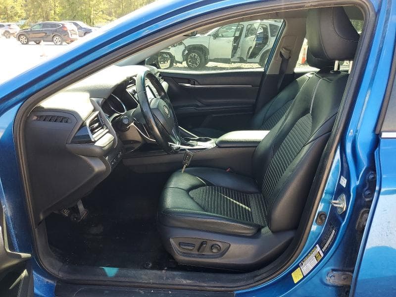 2020 TOYOTA CAMRY SE SE 7