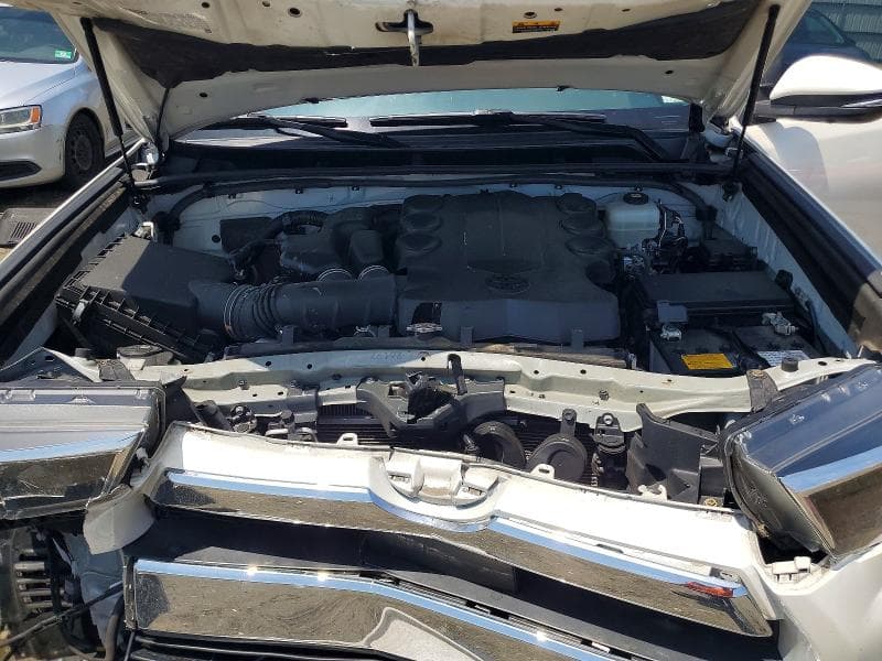 2022 TOYOTA 4RUNNER LIMITED 12