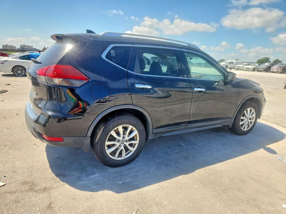 2017 NISSAN ROGUE SV 3