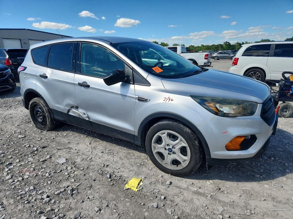 2018 FORD ESCAPE S 4