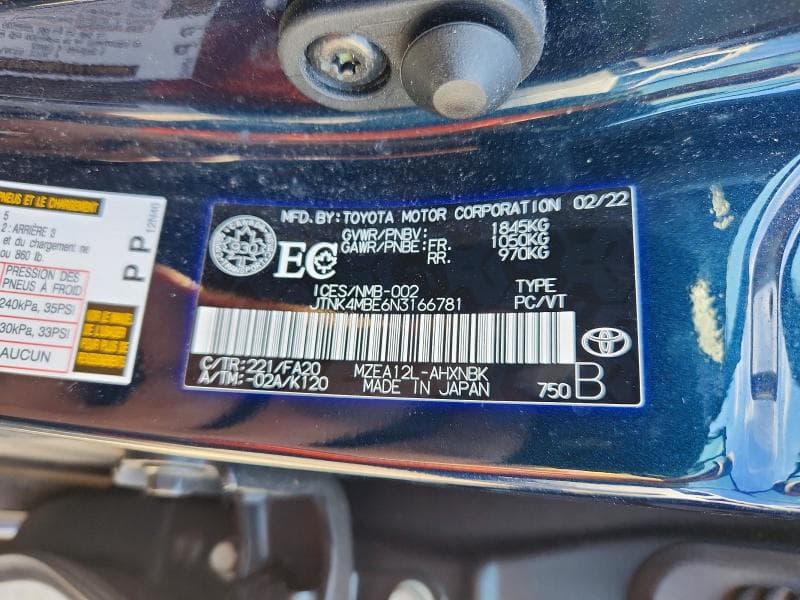 2022 TOYOTA COROLLA SE 12