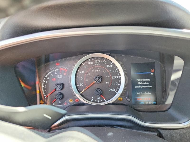 2022 TOYOTA COROLLA SE 9