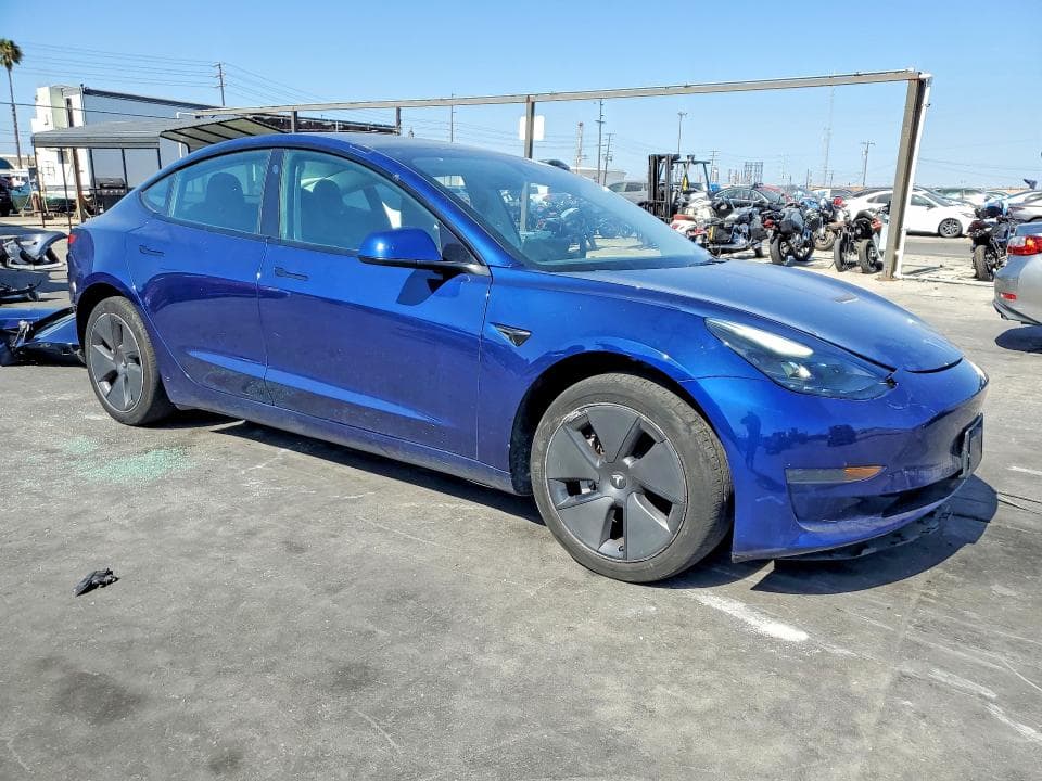 2023 TESLA 3 4