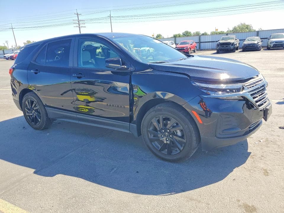 2024 CHEVROLET EQUINOX LS 4