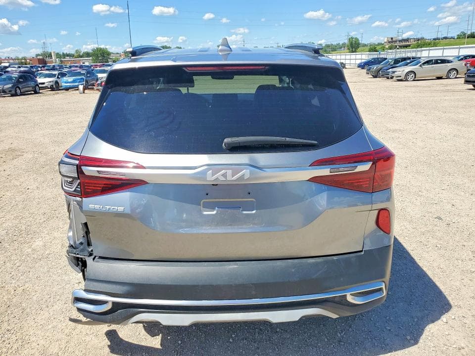 2023 KIA SELTOS EX 6