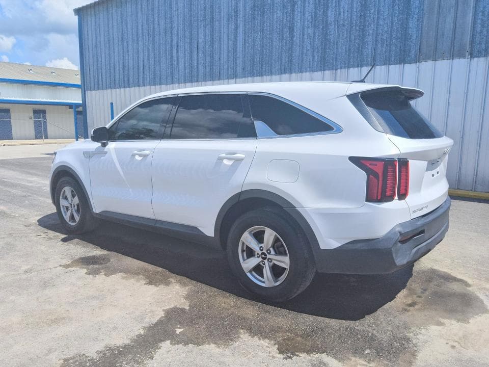 2023 KIA SORENTO LX 2
