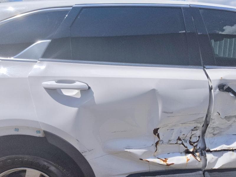 2023 KIA SORENTO LX 11