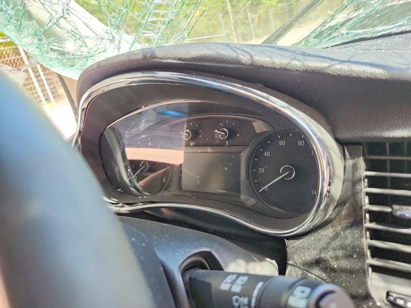 2022 BUICK ENCORE PREFERRED 9