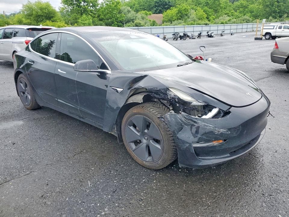 2018 TESLA MODEL 3 4