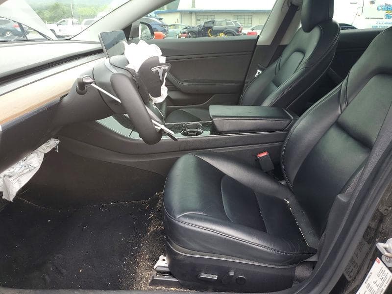 2018 TESLA MODEL 3 7