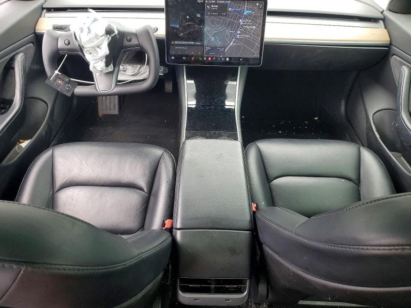 2018 TESLA MODEL 3 8