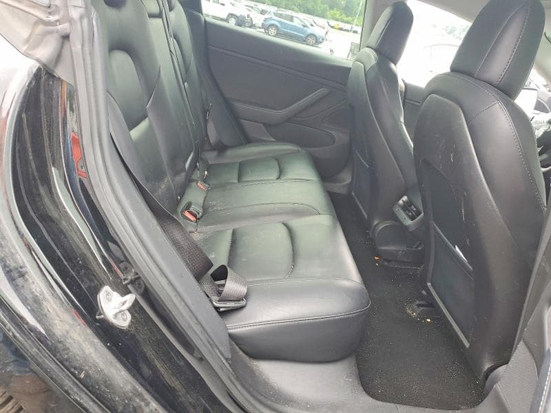 2018 TESLA MODEL 3 10