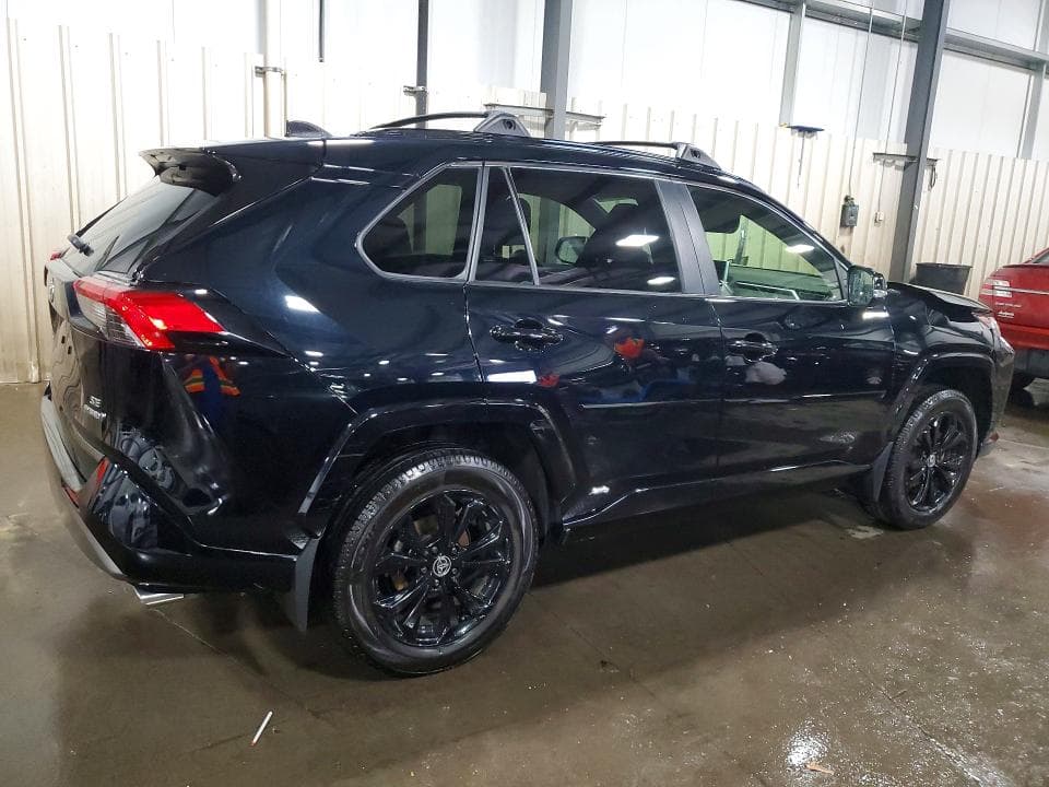 2023 TOYOTA RAV4 SE SE 3