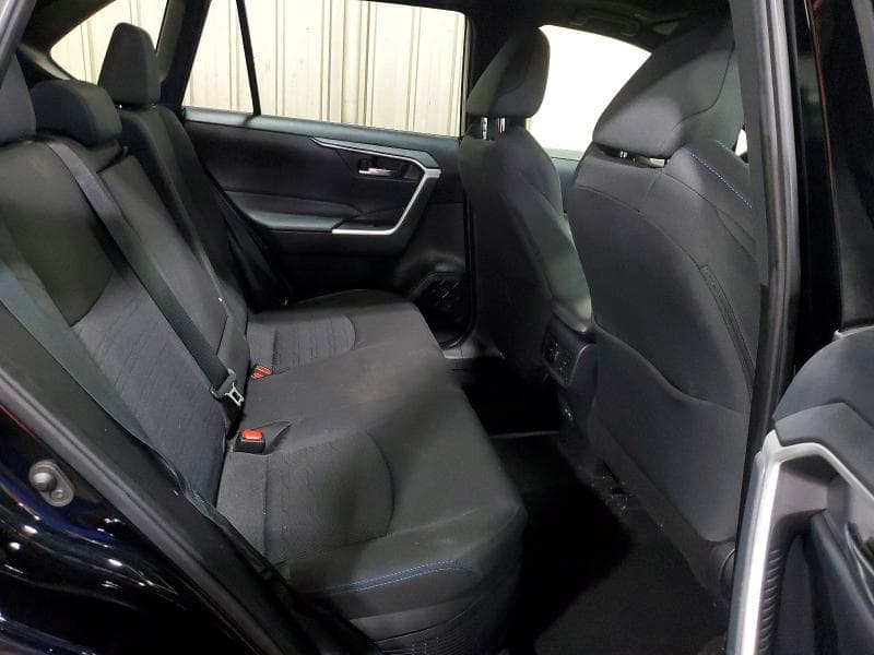 2023 TOYOTA RAV4 SE SE 10