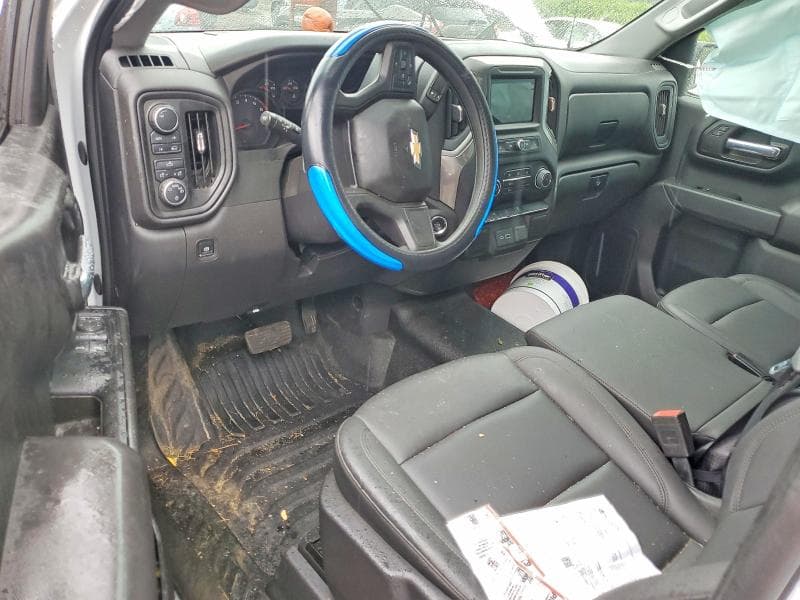 2025 CHEVROLET SILVERADO K1500 8