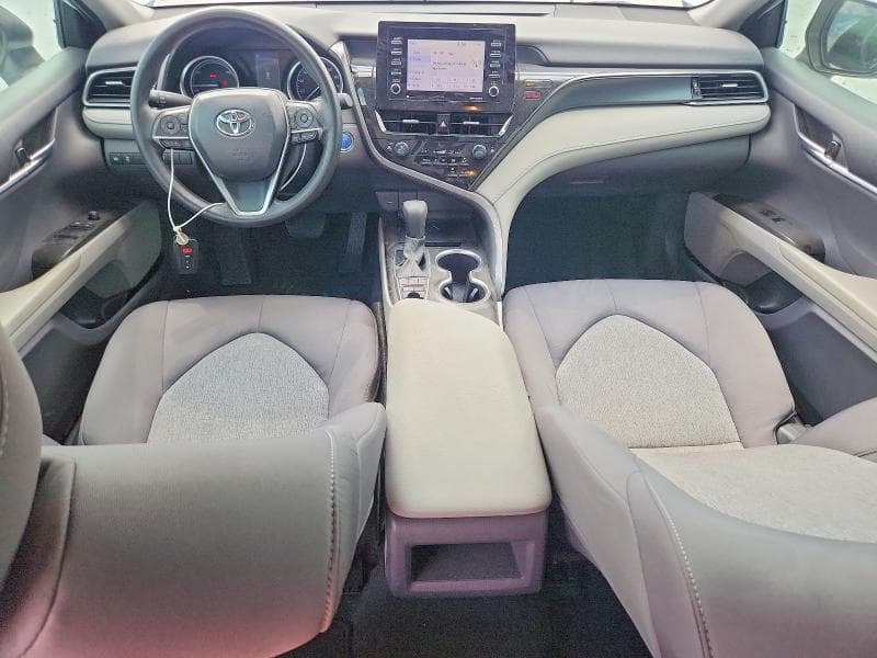 2022 TOYOTA CAMRY LE LE 8