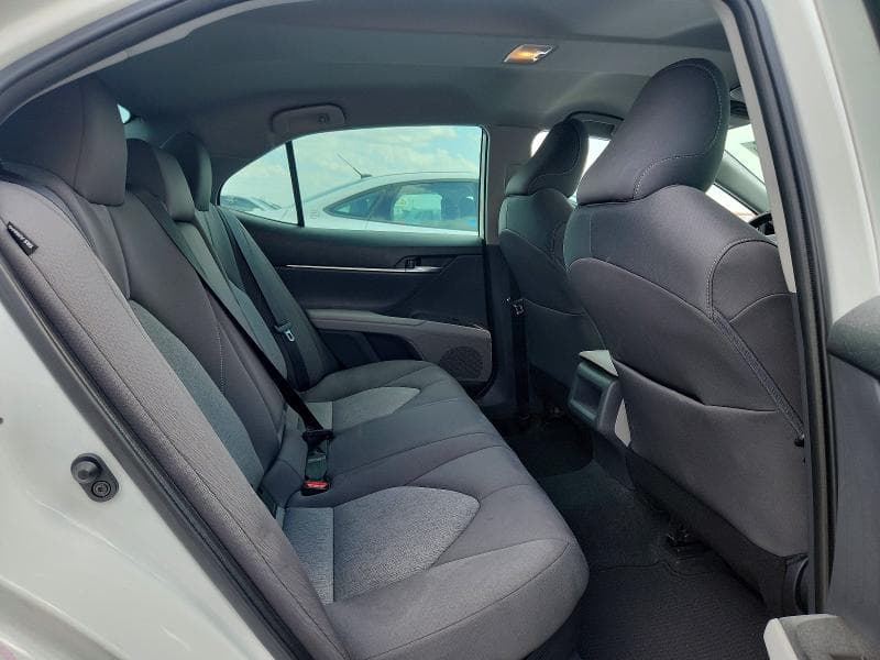 2022 TOYOTA CAMRY LE LE 10