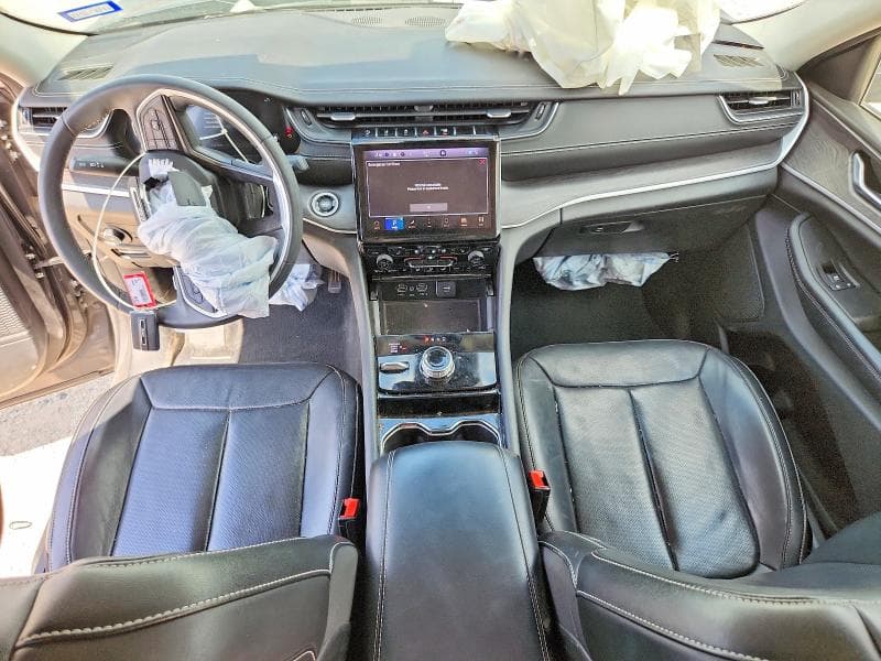 2023 JEEP GRAND CHEROKEE L LIMITED 8