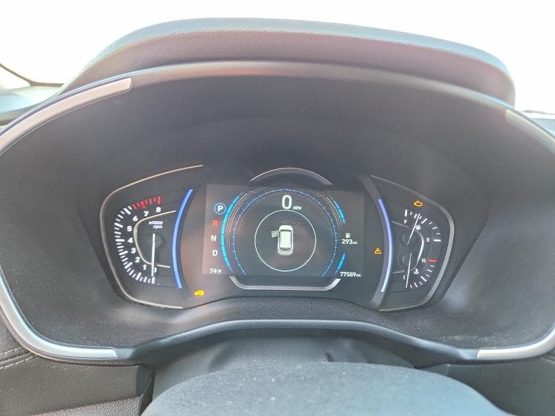 2020 HYUNDAI SANTA FE LIMITED 2.0T 9