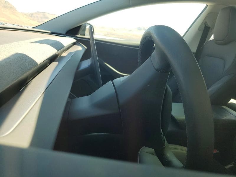2025 TESLA MODEL 3 8