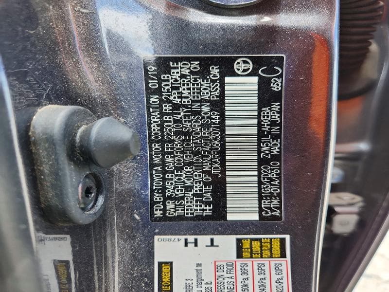 2019 TOYOTA PRIUS LE LE 12