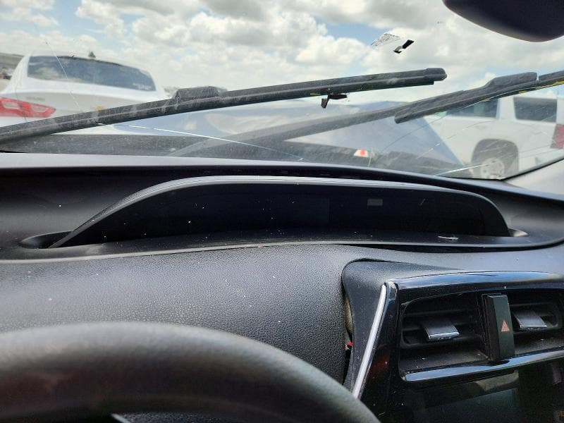 2019 TOYOTA PRIUS LE LE 9