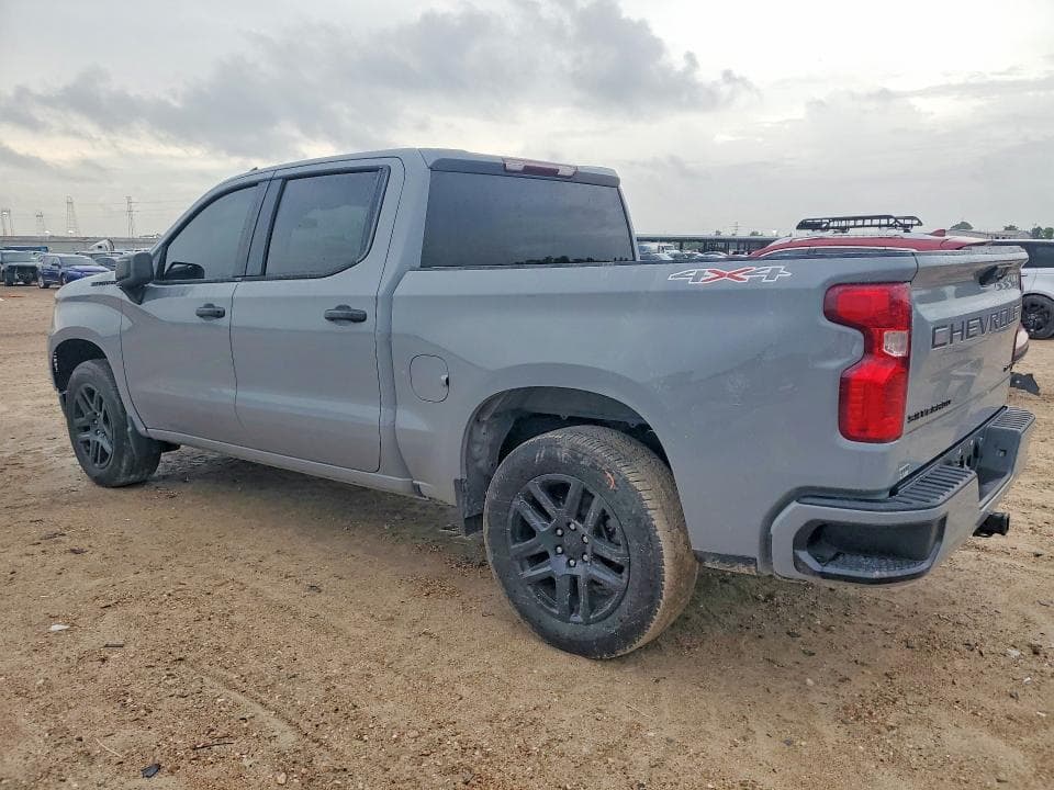 2024 CHEVROLET SILVERADO K1500 CUSTOM 2