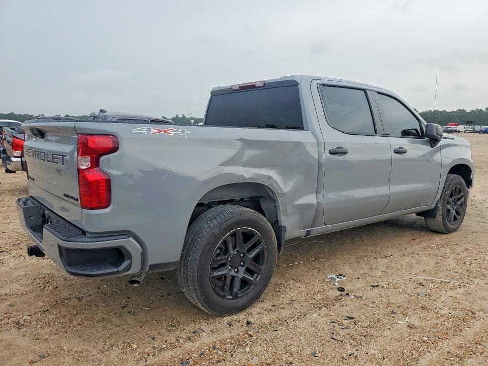 2024 CHEVROLET SILVERADO K1500 CUSTOM 3