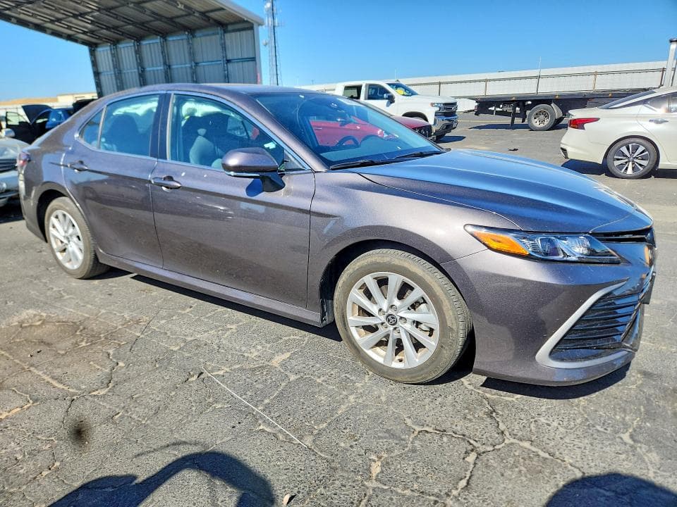 2024 TOYOTA CAMRY LE LE 4