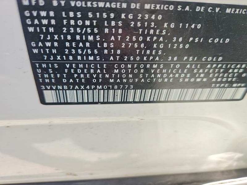 2023 VOLKSWAGEN TIGUAN SE 13