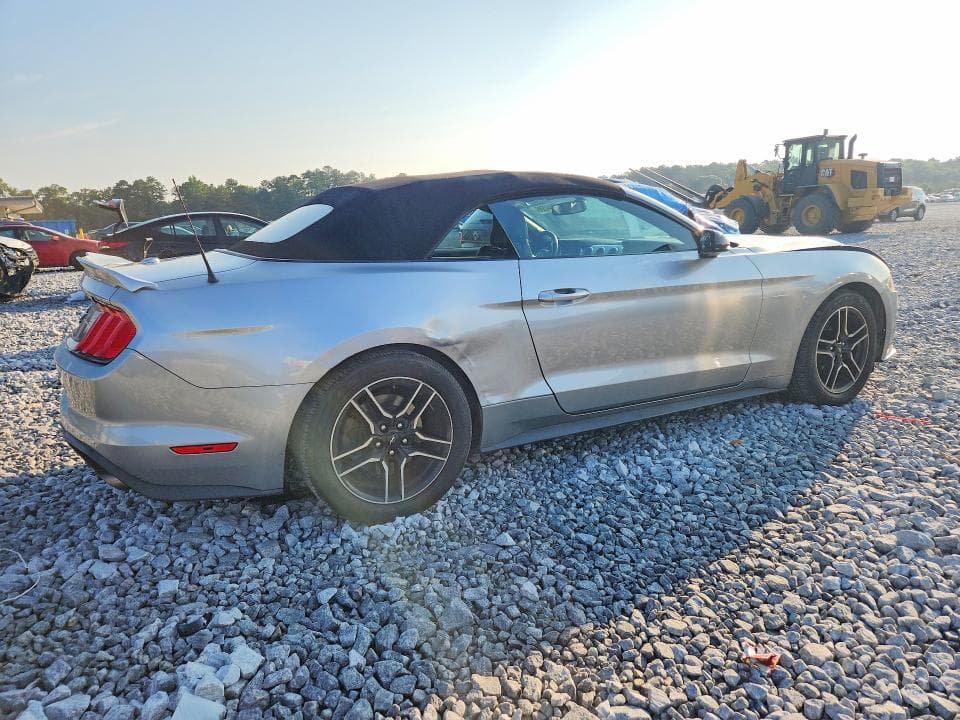 2020 FORD MUSTANG 3