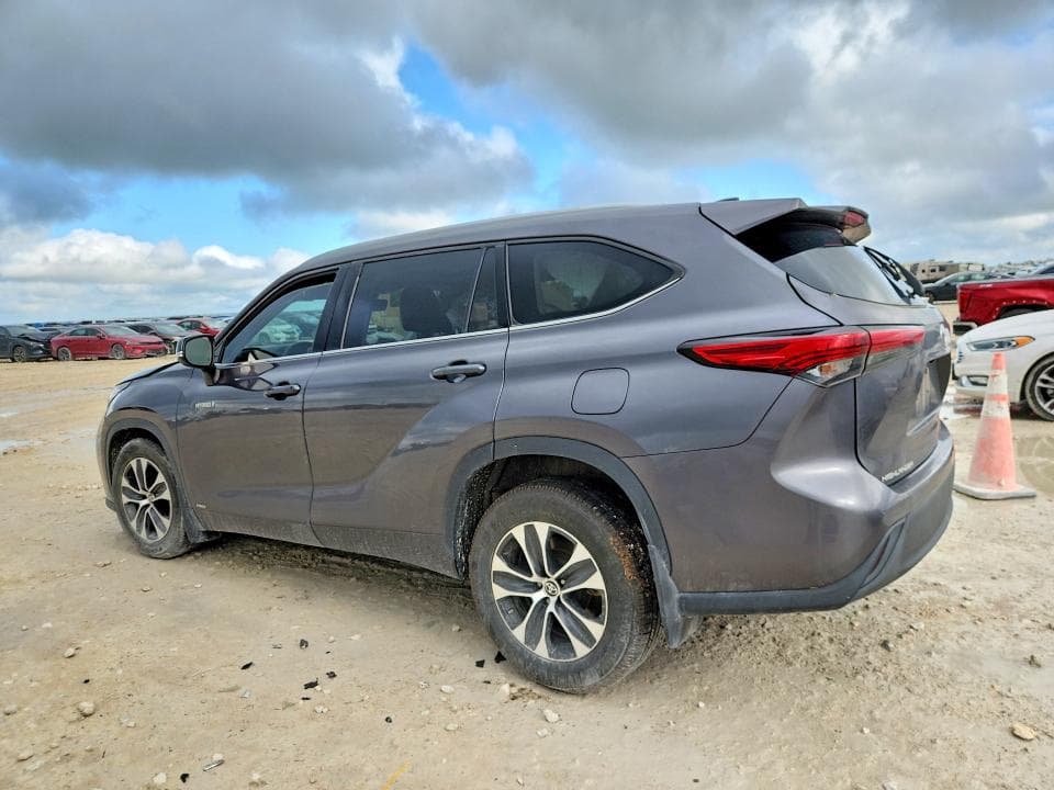 2021 TOYOTA HIGHLANDER HYBRID XLE HYBRID XLE 2