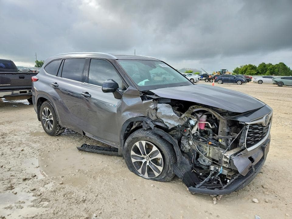 2021 TOYOTA HIGHLANDER HYBRID XLE HYBRID XLE 4