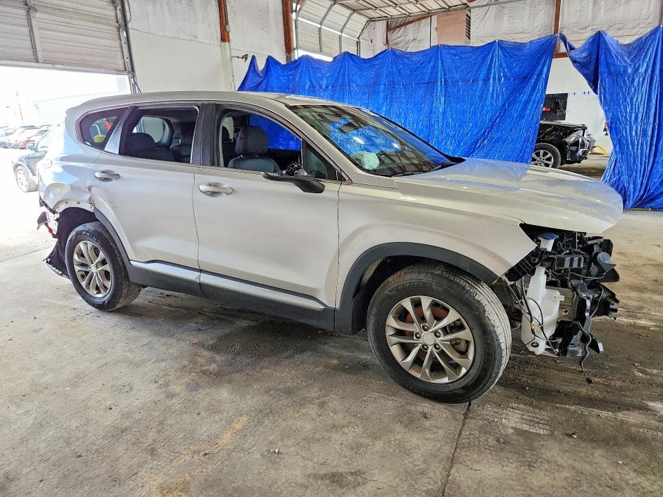 2019 HYUNDAI SANTE FE 4