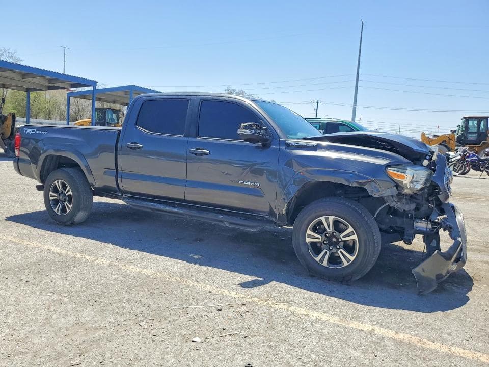 2017 TOYOTA TACOMA TRD SPORT 4