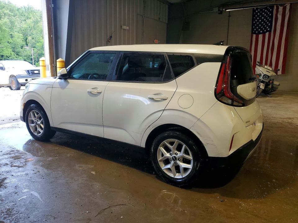2023 KIA SOUL LX 2