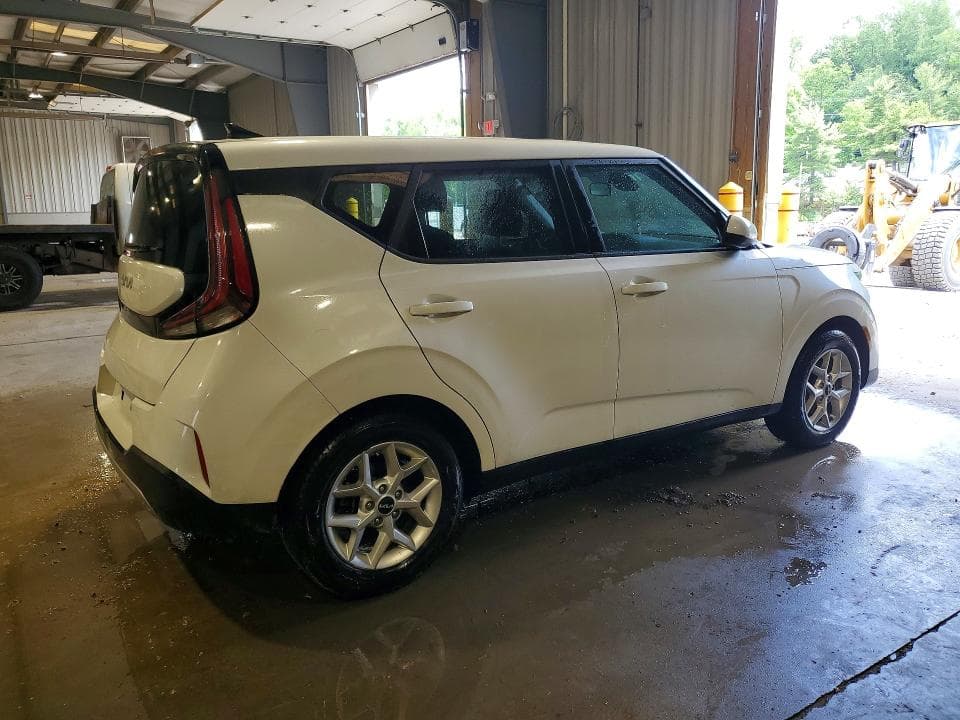 2023 KIA SOUL LX 3
