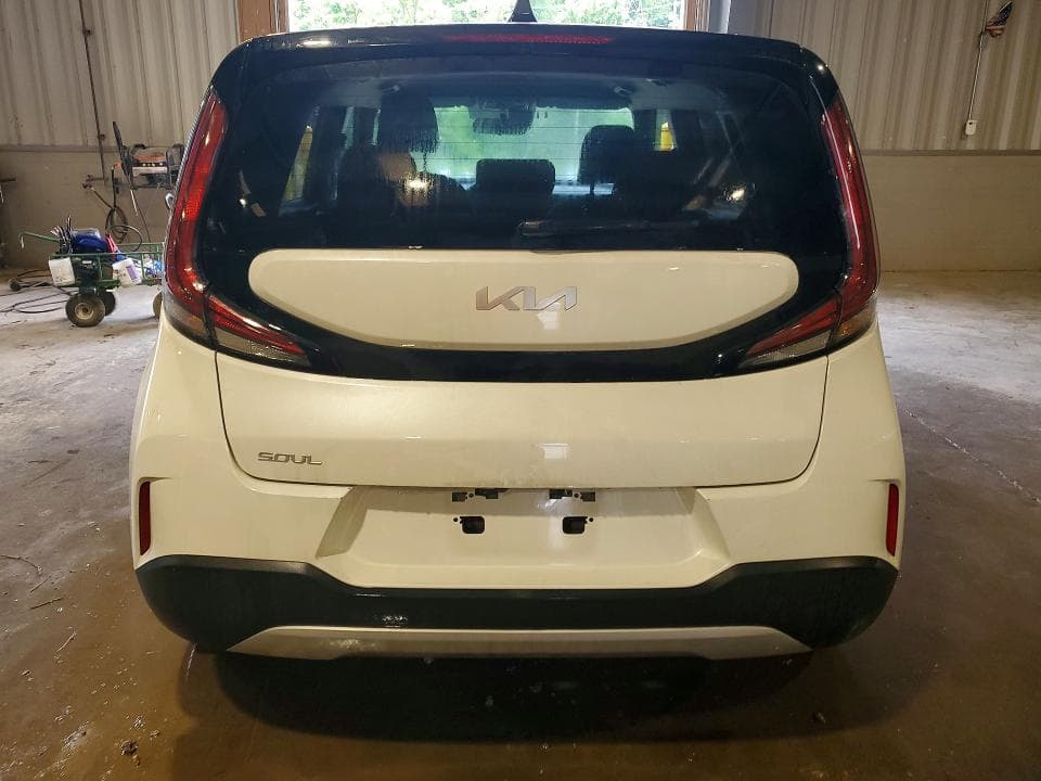 2023 KIA SOUL LX 6