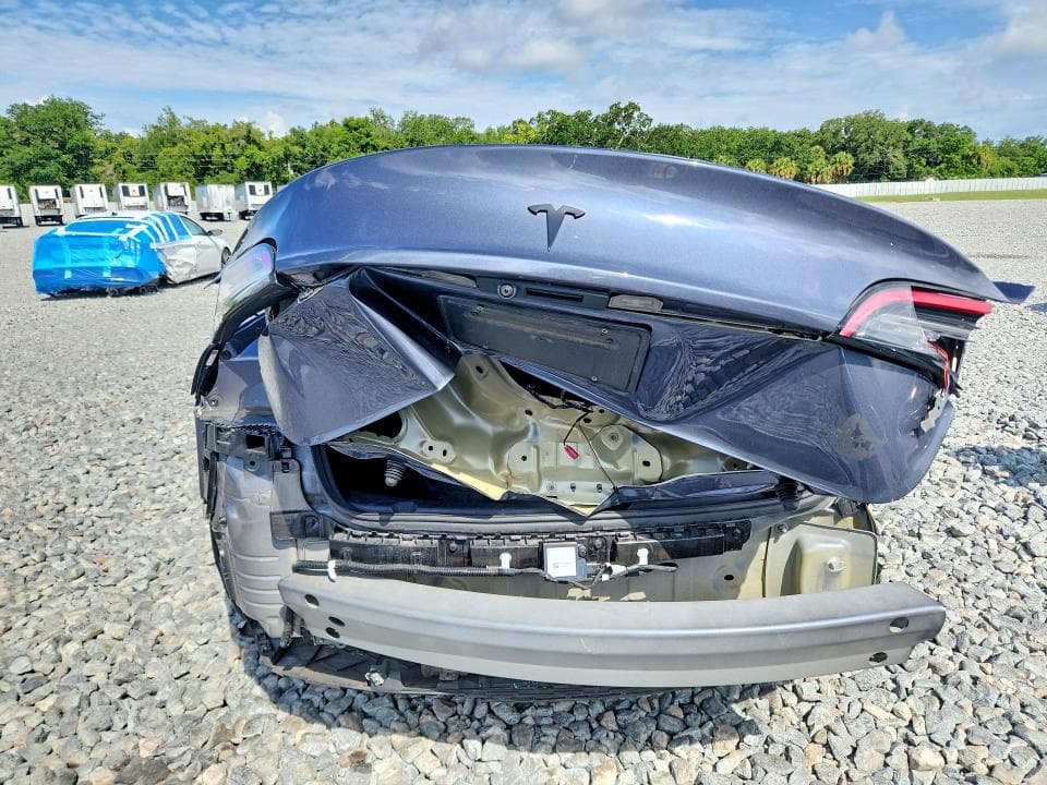2022 TESLA MODEL 3 6