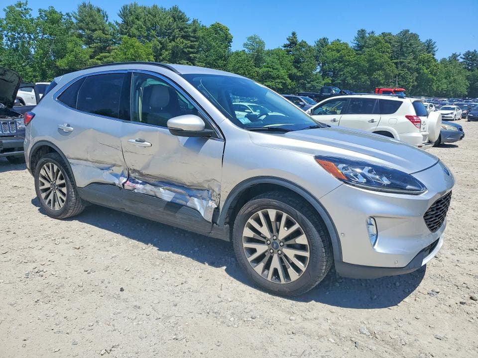 2020 FORD ESCAPE TITANIUM 4