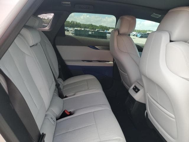 2025 CADILLAC OPTIQ SPORT 11