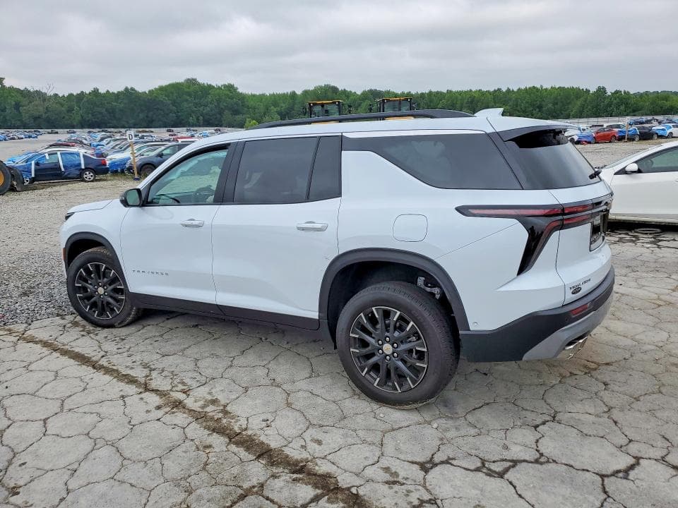 2026 CHEVROLET TRAVERSE LT 2