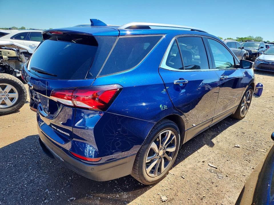2022 CHEVROLET EQUINOX PREMIER 3