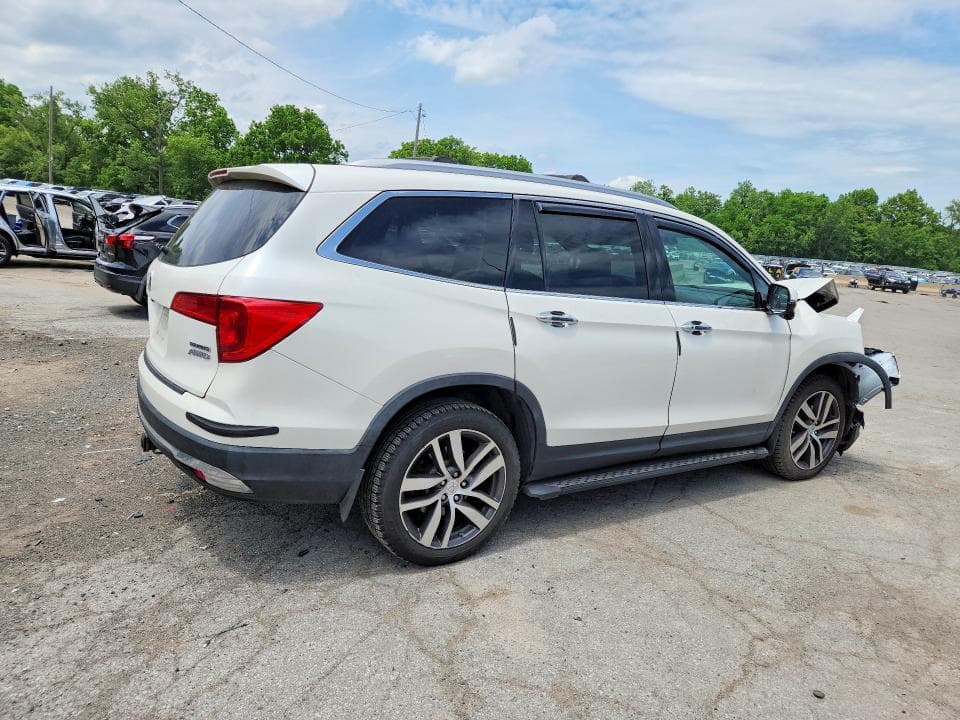 2017 HONDA PILOT TOURING 3