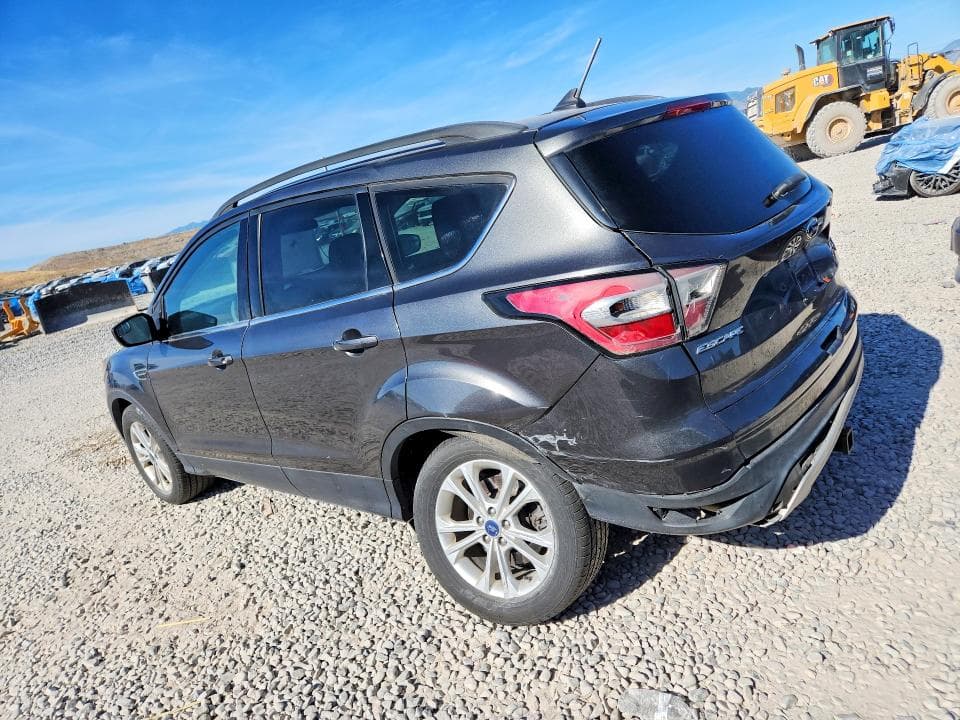 2018 FORD ESCAPE SE 2