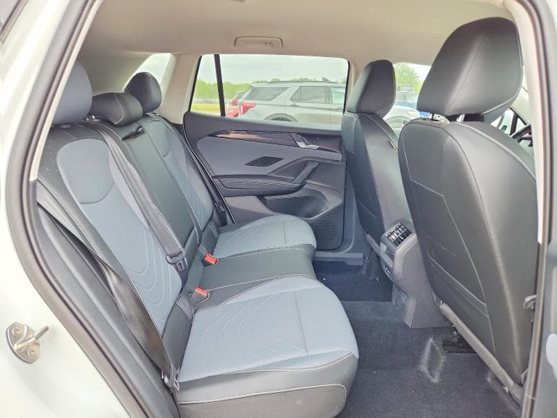 2025 VOLKSWAGEN TIGUAN SE 11