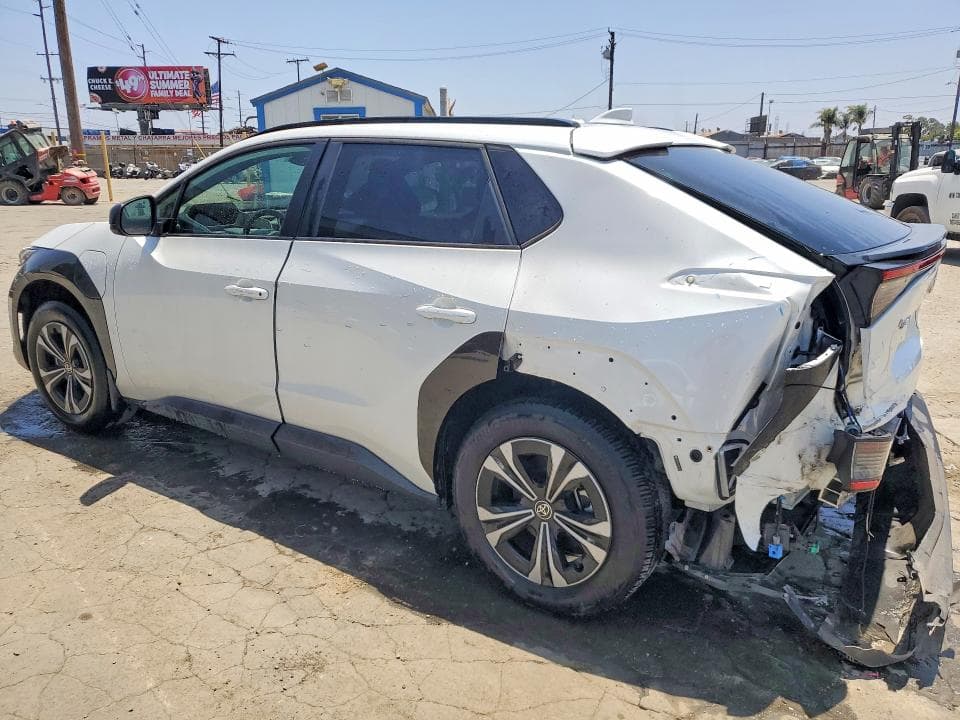 2024 TOYOTA BZ4X XLE 2