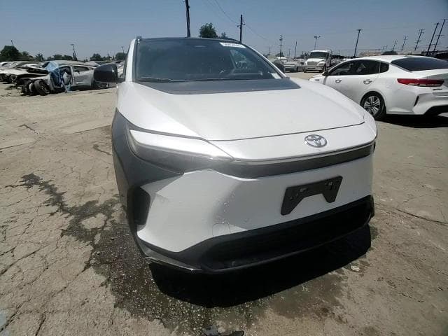 2024 TOYOTA BZ4X XLE 14